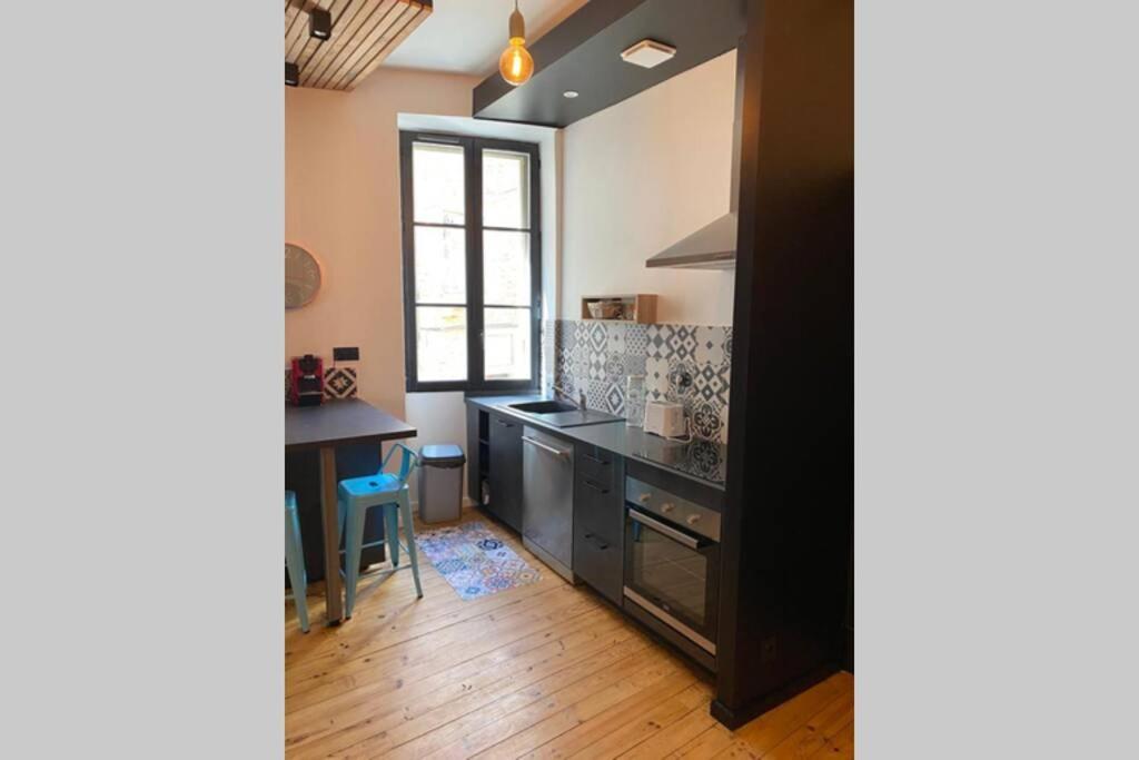 60 M2 Au Coeur Du Centre Ville Cahors Eksteriør billede